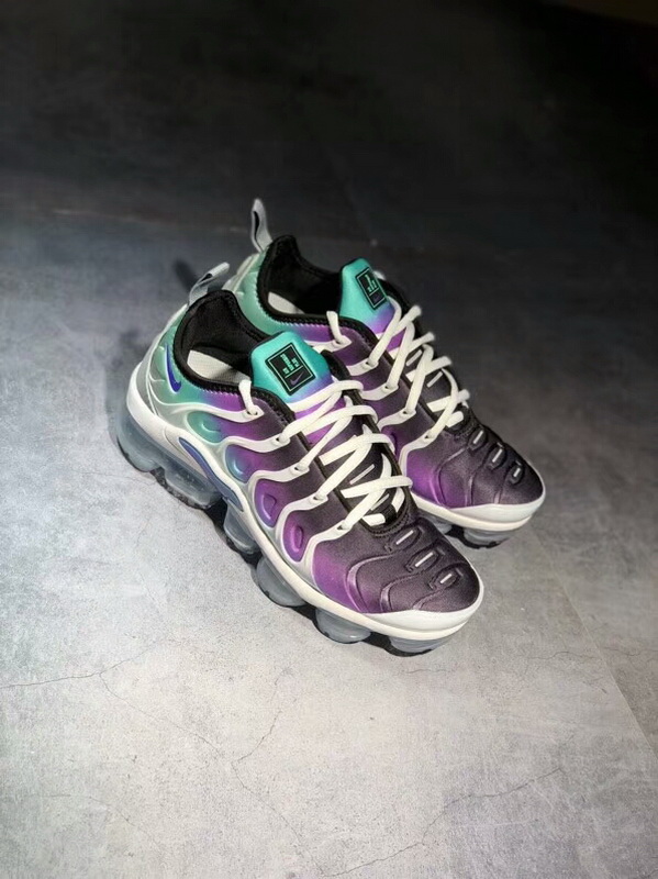 Authentic Nike Air Vapormax Plus women 2 